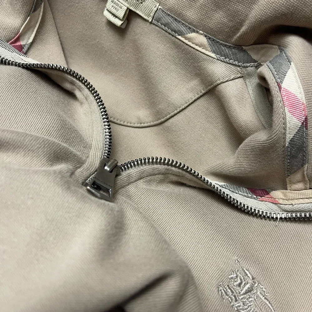 Burberry Men's Nova Check Half-Zip Pull up Rugby Jacket - Picture 6 of 10